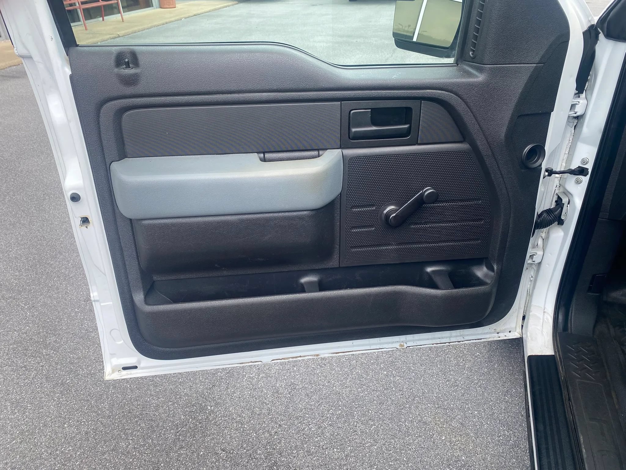 Used 2011 Ford F150 XL RWD image 8