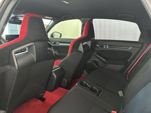 Used 2025 Honda Civic Type R image 24