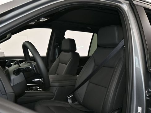 Used 2026 Chevrolet Tahoe Z71 w/ Comfort Package AWD/4WD image 10