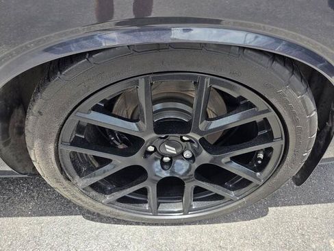 Used 2016 Dodge Challenger R/T Scat Pack RWD image 21