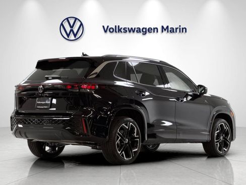 New 2026 Volkswagen Tiguan SEL R-Line AWD/4WD image 5