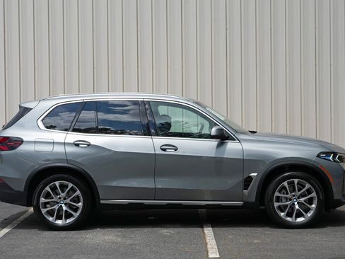 Used 2024 BMW X5 sDrive40i w/ Premium Package RWD image 58