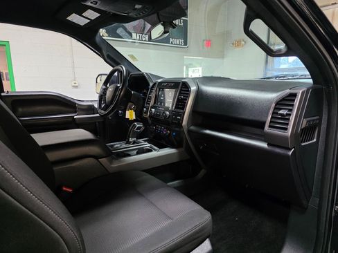 Used 2017 Ford F150 XLT w/ Equipment Group 302A Luxury AWD/4WD image 25