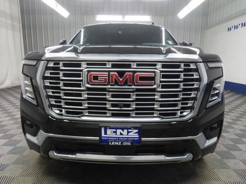 Used 2025 GMC Yukon Denali w/ Denali Reserve Package AWD/4WD image 44