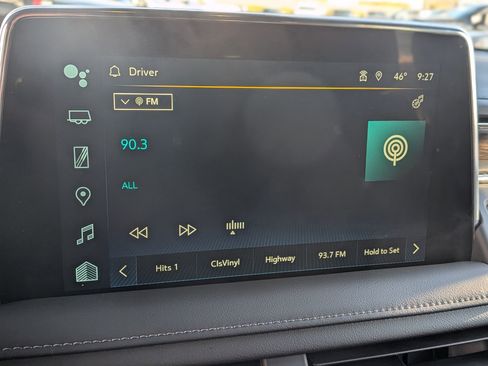 Used 2023 Chevrolet Tahoe Z71 w/ Z71 Off-Road Package image 27