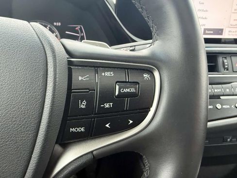 Used 2024 Lexus ES 350 w/ Premium Package FWD image 21