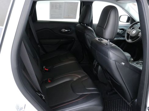 Used 2022 Jeep Cherokee Trailhawk image 26