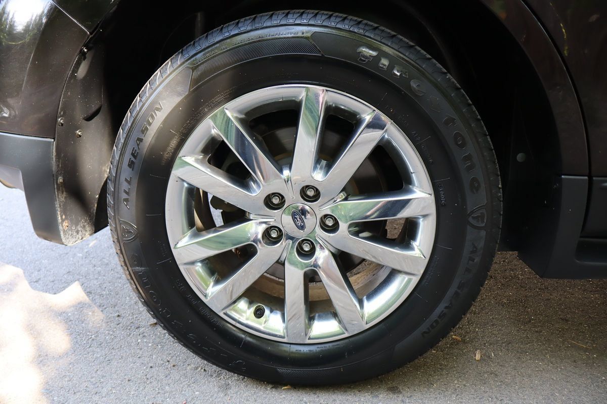 Used 2013 Ford Edge SEL FWD image 44