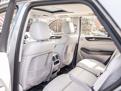 Used 2013 Mercedes-Benz ML 350 4MATIC image 34