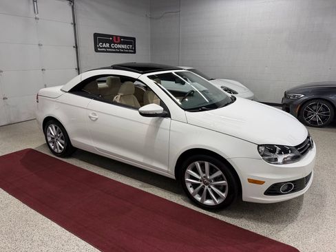 Used 2013 Volkswagen Eos Komfort FWD image 55