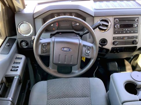 Used 2016 Ford F250 XLT image 6