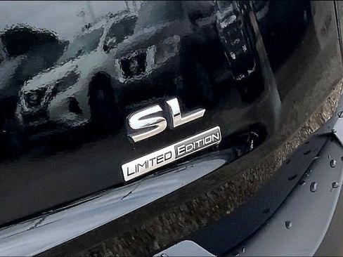 Used 2023 Nissan Rogue SL FWD image 8