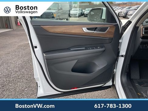 New 2026 Volkswagen Atlas SE image 27