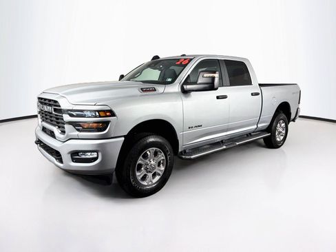 Used 2026 RAM 3500 Big Horn AWD/4WD image 7