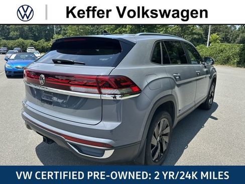 Certified 2024 Volkswagen Atlas Cross Sport SE FWD image 7