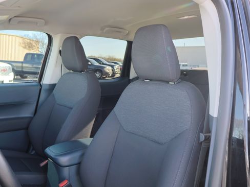 Used 2025 Ford Maverick XL image 13