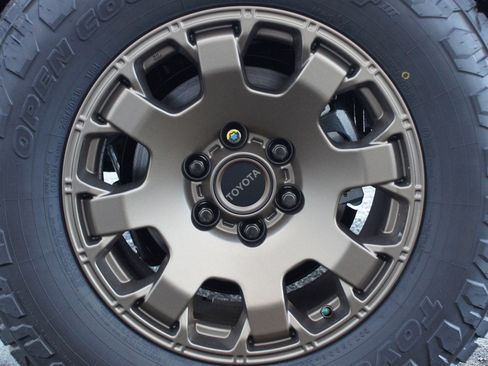 New 2026 Toyota 4Runner Trailhunter image 29