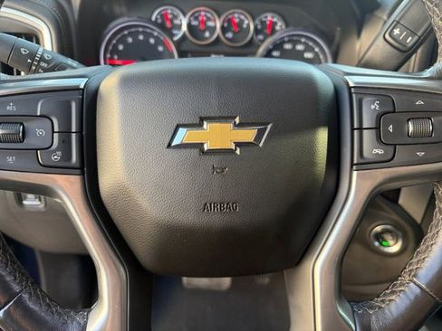 Used 2022 Chevrolet Silverado 2500 LT w/ Convenience Package AWD/4WD image 7