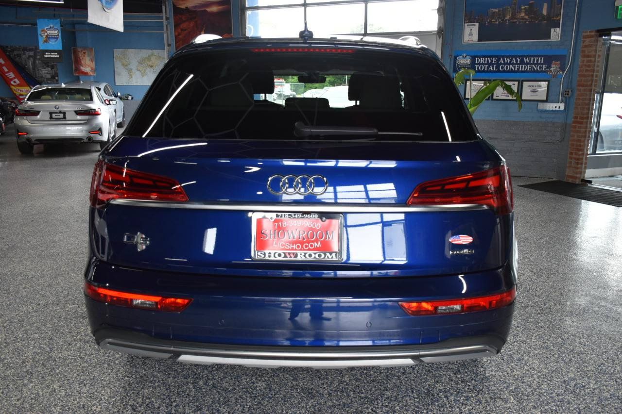 Used 2023 Audi Q5 Premium Plus w/ Convenience Package AWD/4WD image 4
