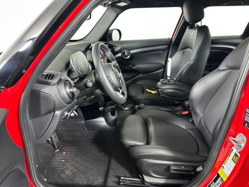 Used 2022 MINI Cooper S w/ Premium Package image 11