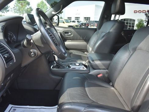 Used 2022 Nissan Armada SL w/ Midnight Edition Package AWD/4WD image 14
