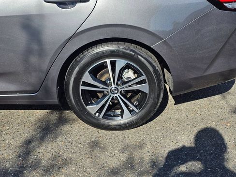 Used 2023 Nissan Sentra SV FWD image 9