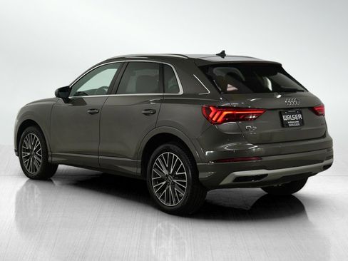 Used 2021 Audi Q3 2.0T Premium Plus w/ Premium Plus Package image 3