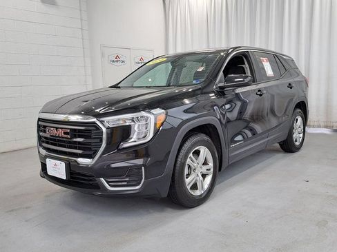Used 2024 GMC Terrain SLE AWD/4WD image 2