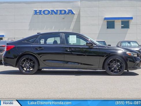 Certified 2024 Honda Civic Sport image 5