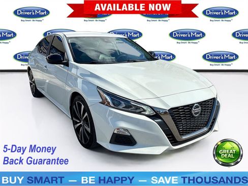 Used 2022 Nissan Altima 2.5 SR FWD image 1