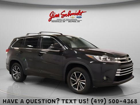 Used 2017 Toyota Highlander XLE AWD/4WD image 1