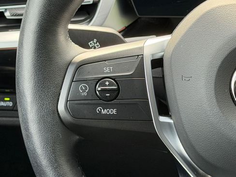 Certified 2025 BMW X2 xDrive28i AWD/4WD image 17