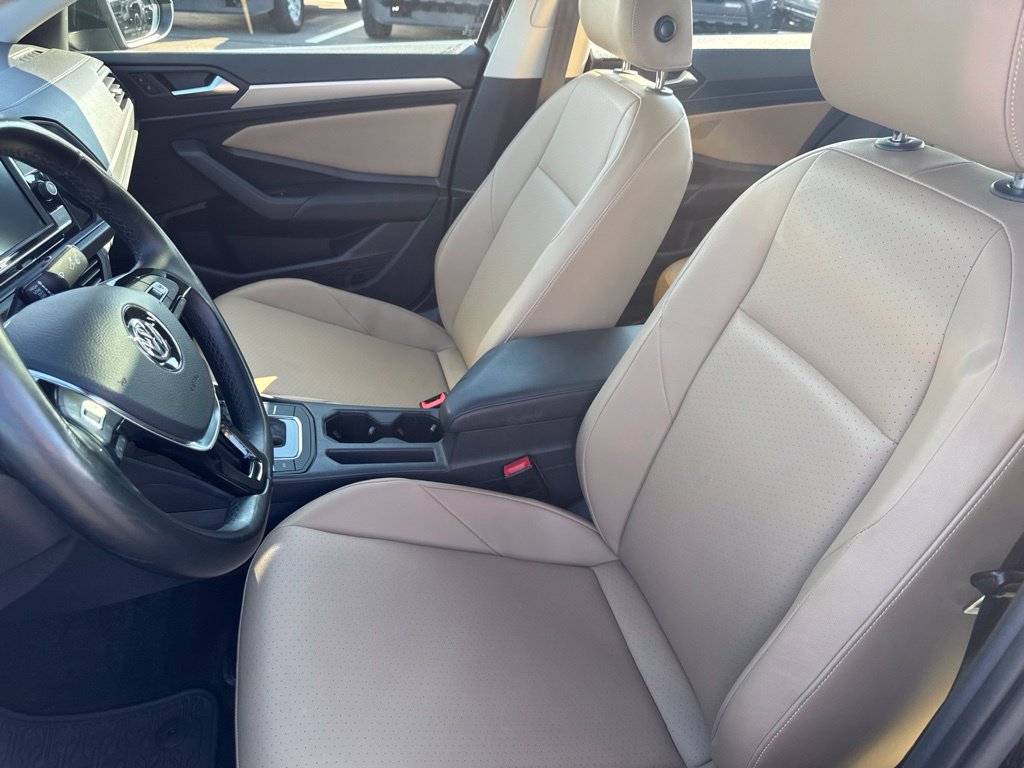 Used 2019 Volkswagen Jetta SE FWD image 9