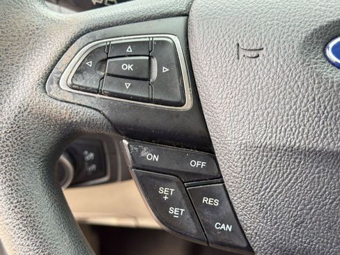 Used 2016 Ford Focus SE FWD image 18