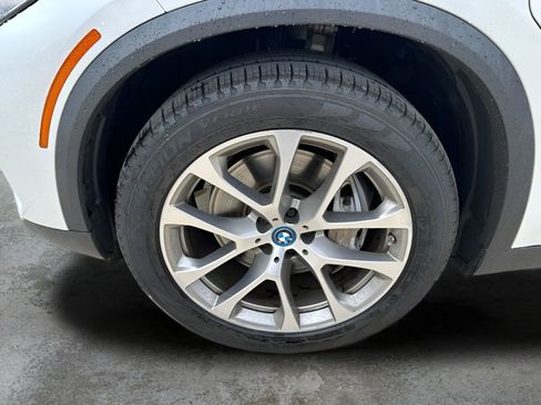 Used 2022 BMW X5 xDrive45e image 36