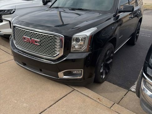 Used 2017 GMC Yukon Denali w/ Open Road Package image 1