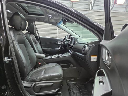 Used 2019 Hyundai Kona Limited FWD image 14