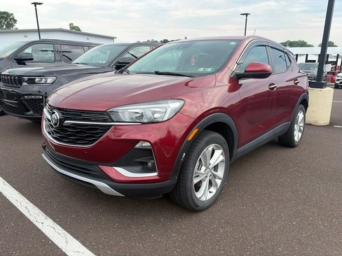 Used 2023 Buick Encore GX Preferred w/ Cold Weather Comfort Package AWD/4WD image 3