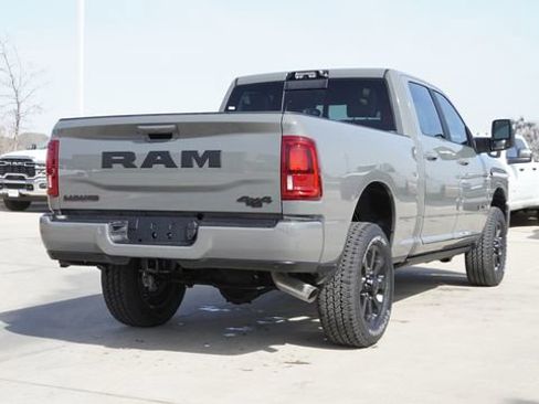 New 2026 RAM 2500 Laramie AWD/4WD image 9