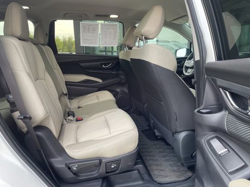 Used 2023 Subaru Ascent Premium w/ Convenience Package image 15