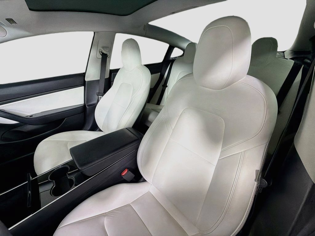 Used 2020 Tesla Model 3 RWD image 12