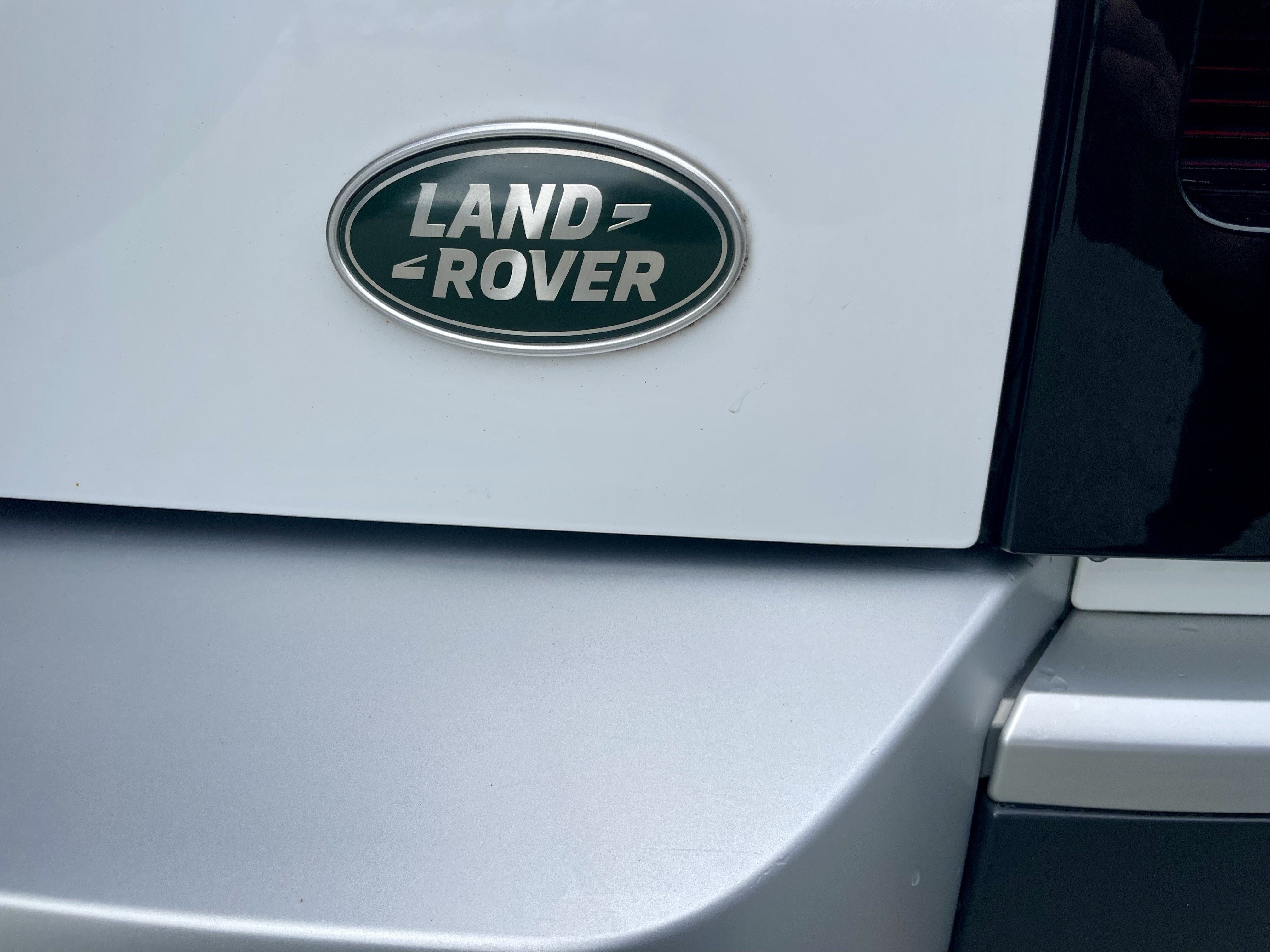 Used 2023 Land Rover Defender 110 S AWD/4WD image 33