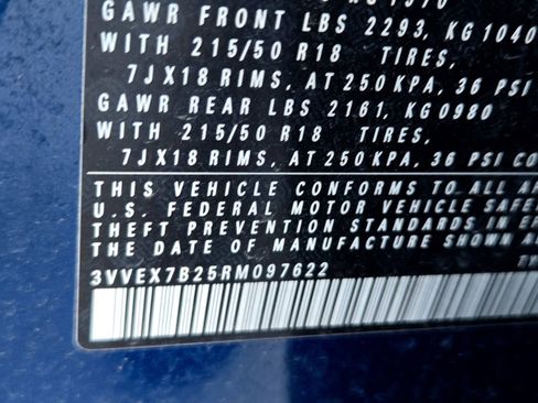 New 2024 Volkswagen Taos SE image 20