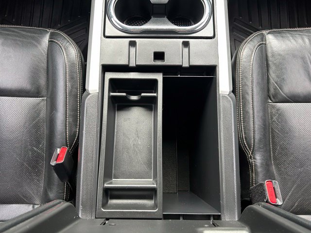 Used 2018 Nissan Titan SL w/ Chrome Package AWD/4WD image 20