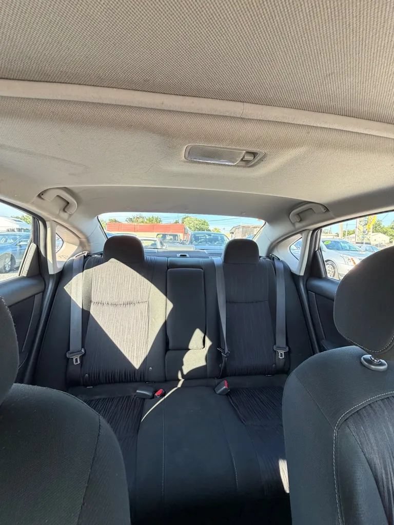 Used 2019 Nissan Sentra SV w/ Special Edition Package FWD image 17
