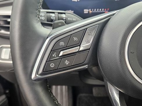Used 2025 Buick Enclave Avenir AWD/4WD image 27
