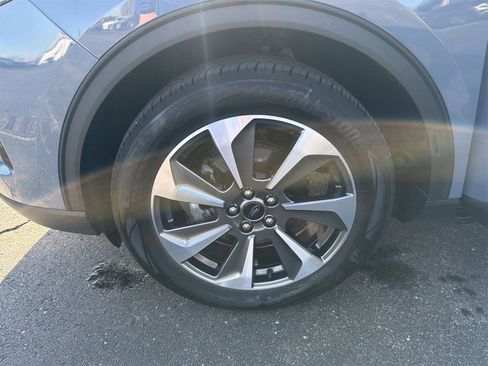 Used 2023 Ford Escape Platinum image 28