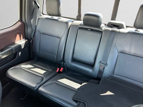 Used 2023 Ford F150 Lariat w/ Equipment Group 502A High AWD/4WD image 17