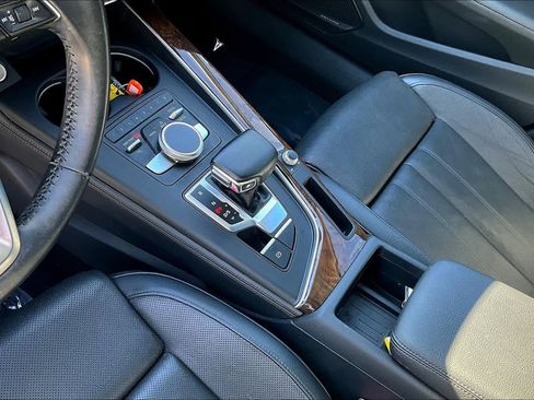 Used 2019 Audi A4 2.0T allroad Premium Plus w/ Premium Plus Package image 16