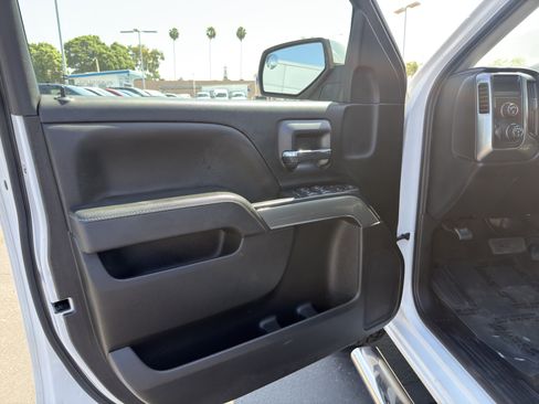 Used 2018 Chevrolet Silverado 1500 LT w/ All Star Edition AWD/4WD image 24